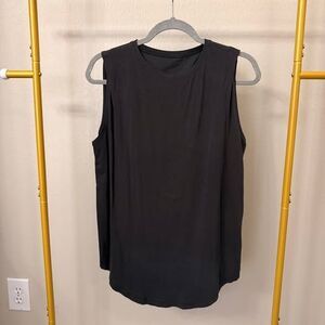 LULULEMON Brunswick Muscle Tank Top Curved Hem